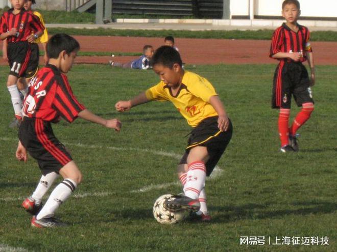 Kick-X智能足球传球训练设备详细介绍与应用前景是否值得配备？(图3)