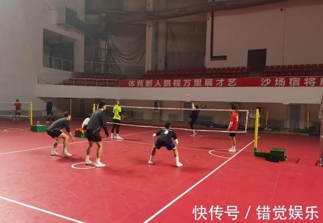 一种智能乒乓球训练系统pdf(图1)