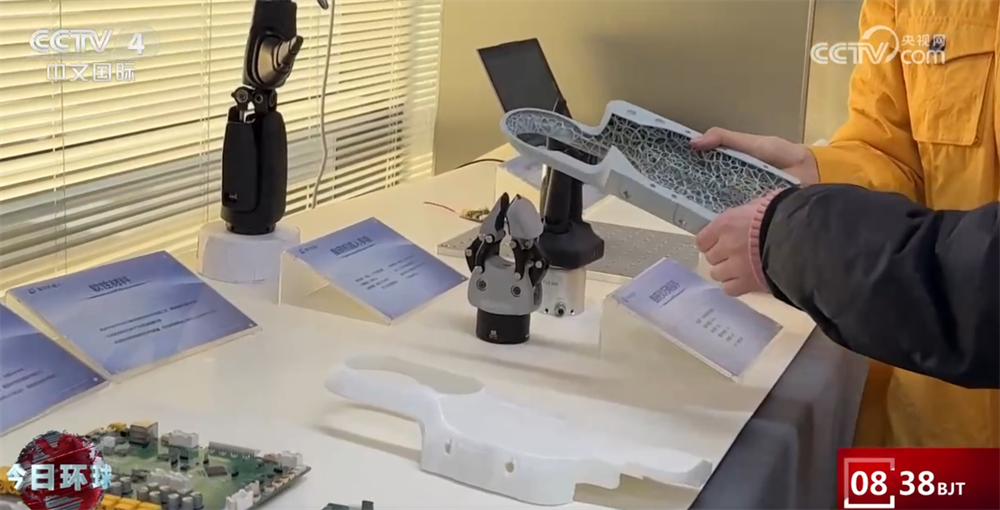 具身智能机器人何时走进“寻常百姓家”？一起到“前沿”看看最近进展↓(图2)