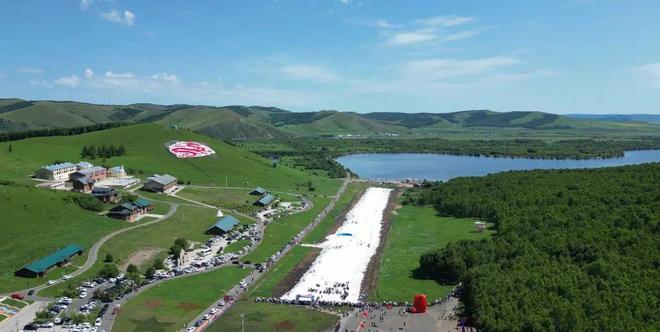 牙克石市：“体育+旅游”点燃生态活力 引领全季旅游新风尚(图1)