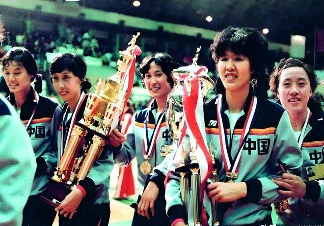 中国女排5任主教练3位堪称功勋教练、2位饱受争议你喜欢哪位(图1)