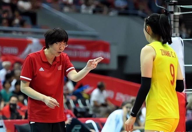 中国女排5任主教练3位堪称功勋教练、2位饱受争议你喜欢哪位(图4)