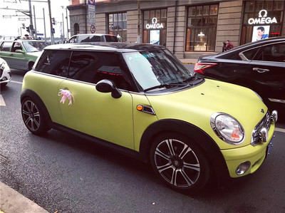 mini敞篷车价格宝马迷你mini新款敞篷多少钱(图1)