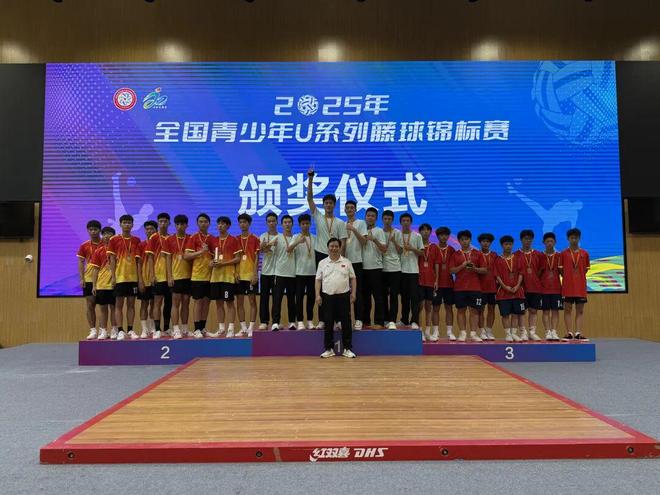 牙克石市：教育事业蓬勃发展铸就活力之城(图2)