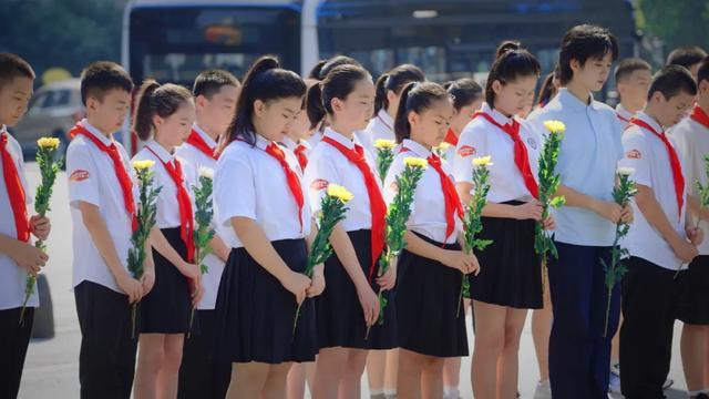 笃行青春路 奋发筑脊梁丨成都市开学第一课开讲啦(图6)