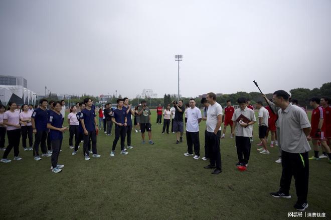 阿迪达斯全球CEO古尔登一行到访上海交通大学(图5)