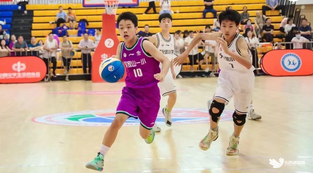 鹤壁市城乡一体化示范区教体系统冬季体育系列活动赋能成长(图1)