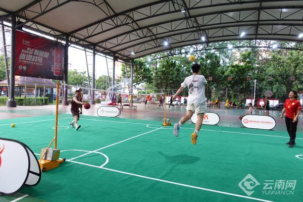 糟糕我被女忍包围了(图1)