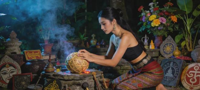 缅甸灵媒说2026：火龙烧五方天西方受九把一把归还火(图1)